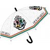 Detský vystreľovací dáždnik Harry Potter - motív Hogwarts. Zdobí ho erb školy čiar a kúziel v Rokforte, ktorý sa strieda s nápisom Hogwarts na transparentnom podklade s jemným, geometricky pravidelným vzorom. Po obvode dáždnika sú prúžky vo farbách znakov koľají čarodejníckej školy. Konštrukcia dáždnika je kovová so samo otváracím mechanizmom. Poťah dáždnika je vyrobený z polyolefínového elastoméru (POE), čo zaručuje vysokú odolnosť. Spodná rukoväť je plastová s príjemne hladkým povrchom. Dĺžka zloženého dáždnika je cca 67 cm a jeho priemer po rozložení cca 78 cm.
TIP • Pokiaľ ste fanúšikmi Harryho Pottera a jeho priateľov, prezrite si celú našu ponuku produktov s motívom Harry Potter.