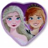 Tvarovaný vankúšik Ľadové kráľovstvo - Frozen - v tvare srdca. Na lícnej strane vankúšika je obrázok princezien Anny a Elsy. Z druhej strany je jednofarebný, fialový. Je vyrobený z príjemného a jemného mikroplyšu. Jeho rozmery sú cca 36 x 36 cm.
TIP • Ak si aj vaše dievčatko obľúbilo príbehy princezien Anny a Elsy a ich kamarátov, prezrite si celú našu ponuku produktov s motívom Frozen.