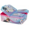 Olovrantový multibox Ľadové kráľovstvo II - Frozen II s tromi priehradkami. Odolná krabička na desiatu ideálna do školy aj na cesty a výlety. Veko je čiastočne priehľadné pre ľahší prehľad o obsahu boxu a zdobí ho obrázok princezien Anny a Elsy a ich kamarátov Kristoffa a snehuliaka Olafa. Táto dóza na jedlo, alebo na iné drobné predmety je vhodná pre deti od 3 rokov a nie je vhodná do umývačky riadu, ani do mikrovlnnej rúry. Je vyrobená zo zdravotne nezávadného materiálu bez obsahu BPA. Na čistenie nepoužívajte abrazíva ani detergenty. Rozmery tohto boxu na desiatu sú cca 17 x 13,5 x 5,5 cm, jeho hmotnosť je 150 gr.
TIP • Ak si aj vaše dievčatko obľúbilo príbehy princezien Anny a Elsy a ich kamarátov, prezrite si celú našu ponuku produktov s motívom Frozen.